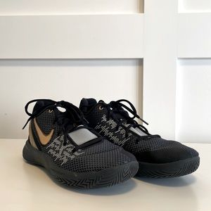 Men’s 8.5 Kyrie Nikes